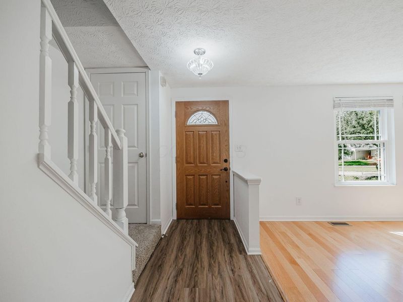 5298 Predmore Place, Columbus, OH 43230 Photo 6
