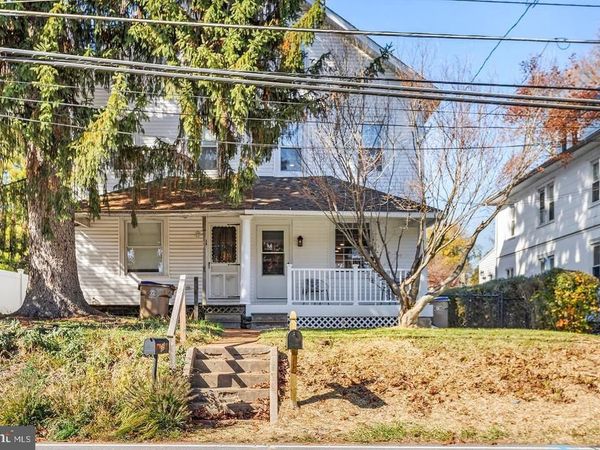 37 BISHOP HOLLOW ROAD , NEWTOWN SQUARE, PA 19073