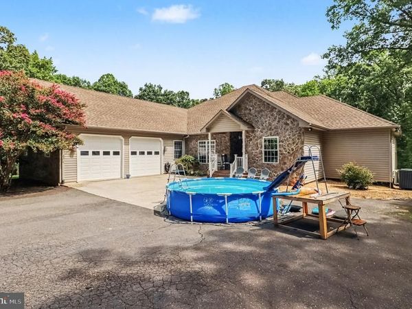 520 OAK GROVE DRIVE, MINERAL, VA 23117