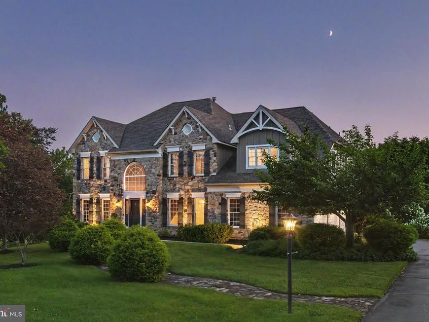 9 Sunrise Drive, Doylestown, PA 18901 Main Photo