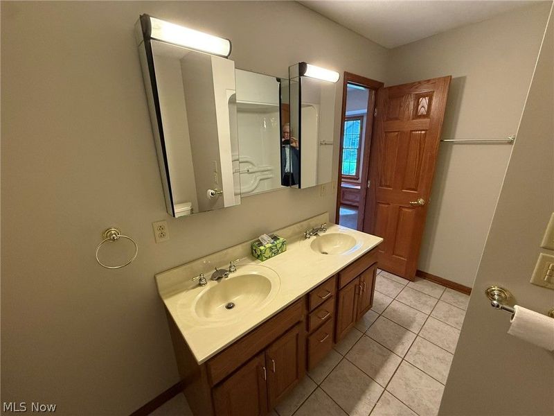 530 Oakdale Drive, Dover, OH 44622 Photo 27