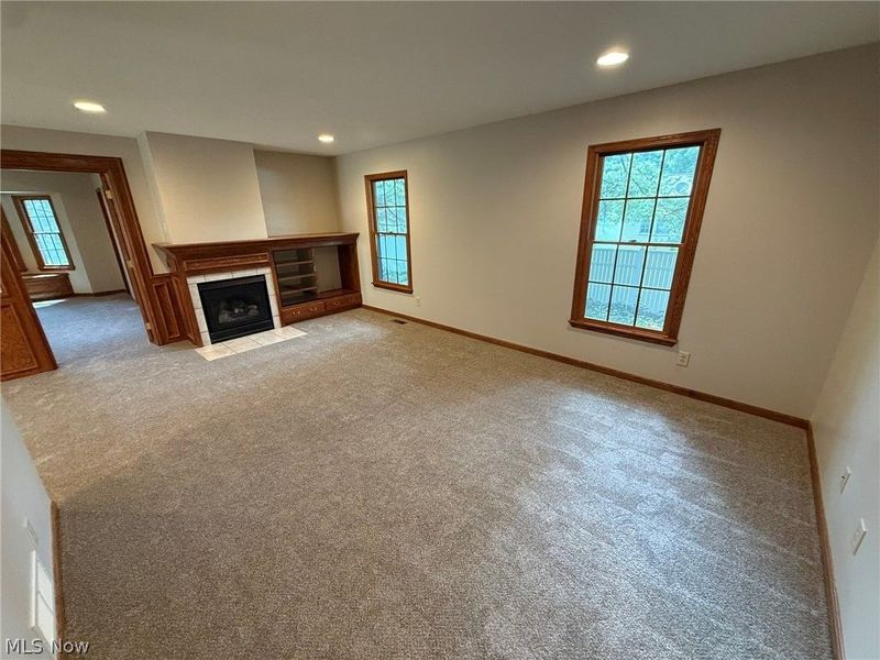 530 Oakdale Drive, Dover, OH 44622 Photo 4