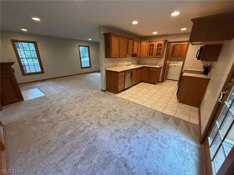 530 Oakdale Drive, Dover, OH 44622 Photo 9