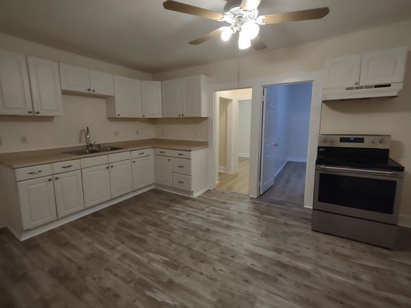 14 Stearns Court, Unit 1, Hinsdale, NH 03743