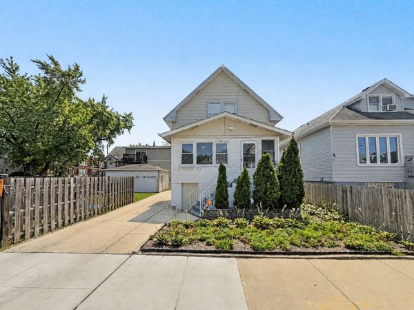 5005 W Eddy Street , Chicago, IL 60641