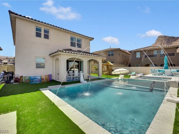2252 Bird Of Prey Street , Las Vegas, NV 89138