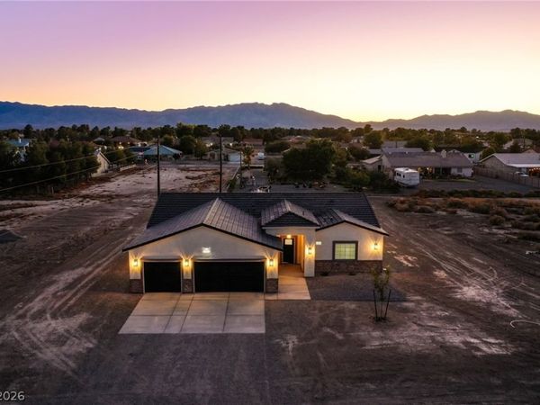 2760 Tecumseh Avenue , Pahrump, NV 89048