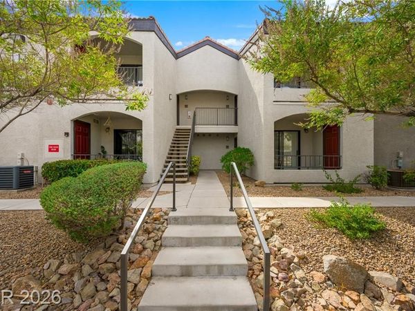 950 Seven Hills Drive, Unit 123, Henderson, NV 89052
