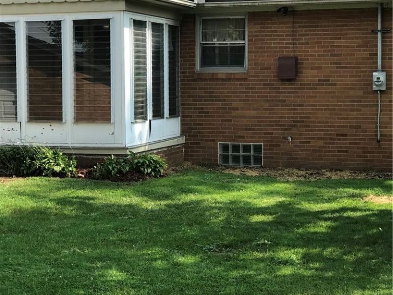 1017 Milford Street NE, Canton, OH 44714 Photo 5