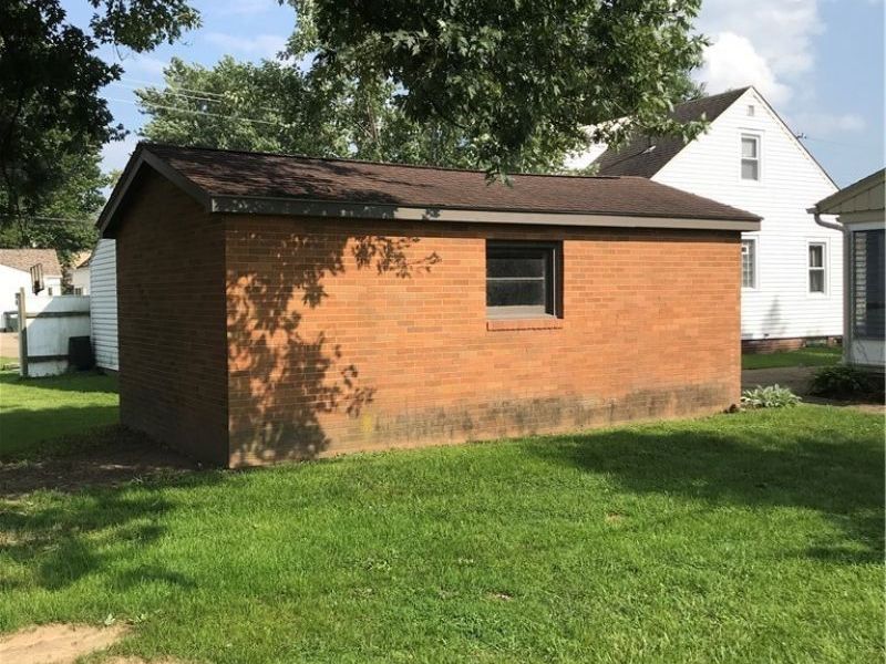 1017 Milford Street NE, Canton, OH 44714 Photo 7