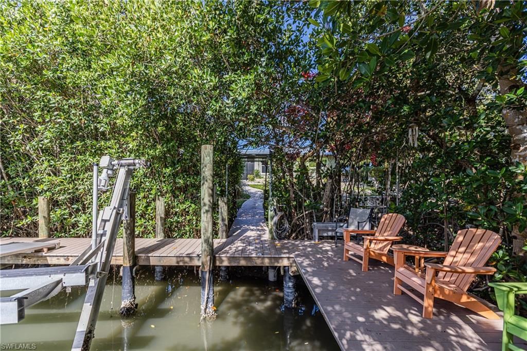 401 Panay Ave, Naples, FL 34113 Photo