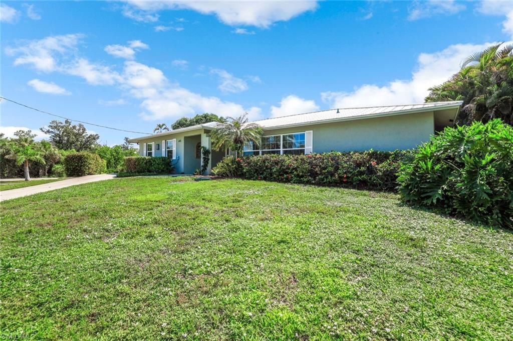 401 Panay Ave, Naples, FL 34113 Photo