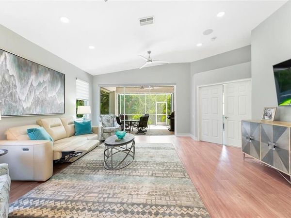 682 Catamaran CT , NAPLES, FL 34110