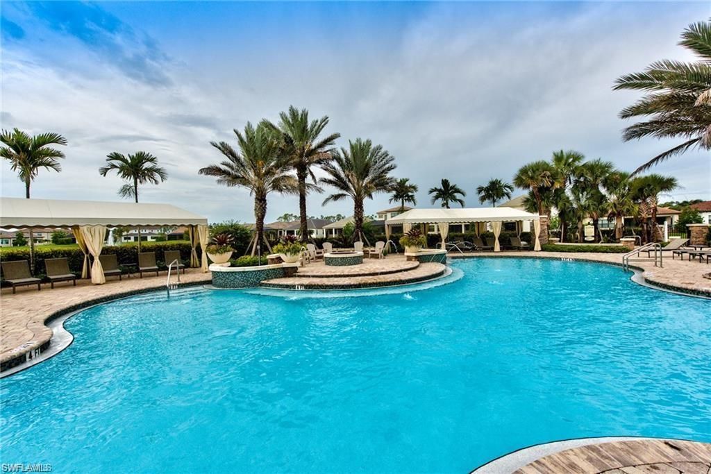 9336 Woodhurst Dr , Naples, FL 34120 Photo