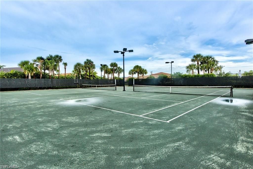 9336 Woodhurst Dr , Naples, FL 34120 Photo