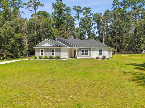 1600 BEAVER CREEK Drive , Havana, FL 32333