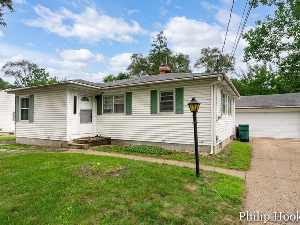 1383 Katrina Drive SE, Kentwood, MI 49508