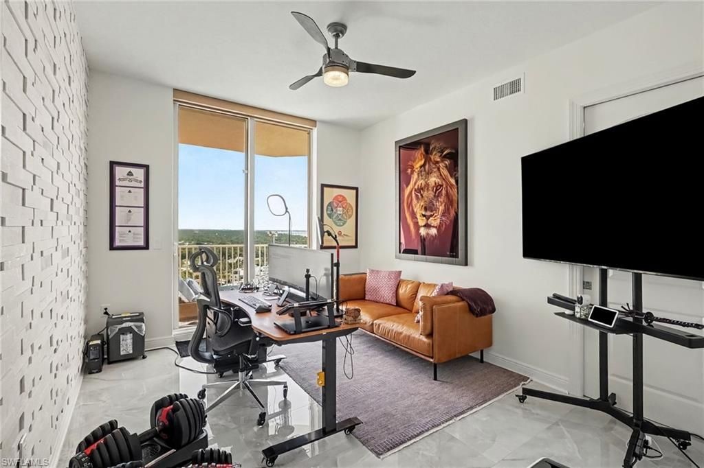 2090 W 1st St, Unit E2505, Fort Myers, FL 33901 Photo
