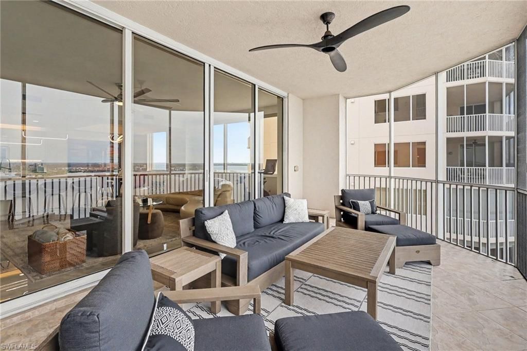 2090 W 1st St, Unit E2505, Fort Myers, FL 33901 Photo