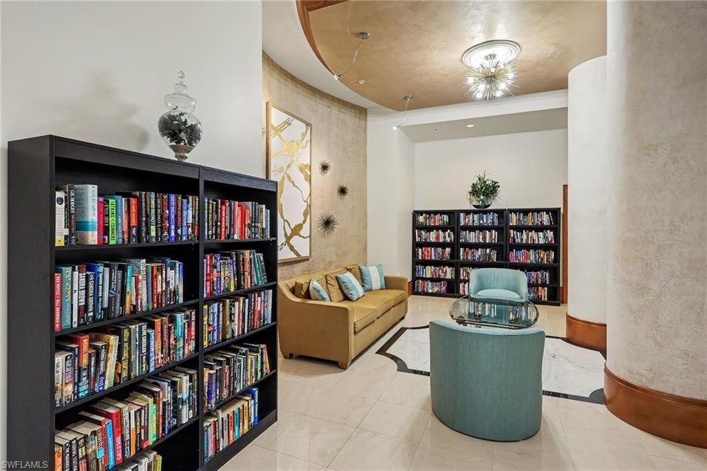 2090 W 1st St, Unit E2505, Fort Myers, FL 33901 Photo
