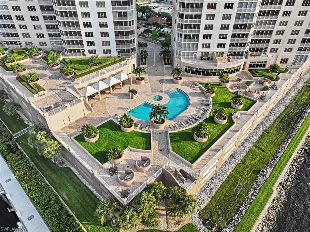2090 W 1st St, Unit E2505, Fort Myers, FL 33901 Photo