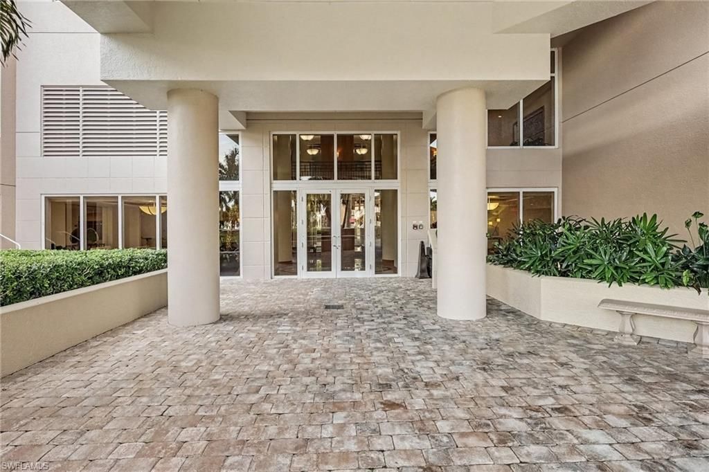 2090 W 1st St, Unit E2505, Fort Myers, FL 33901 Photo