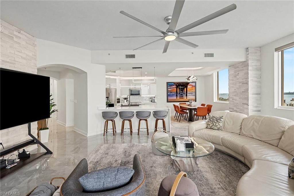 2090 W 1st St, Unit E2505, Fort Myers, FL 33901 Photo