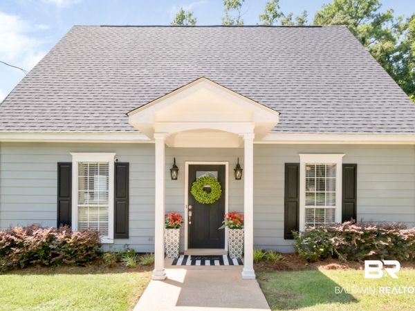 1110 McNeil Avenue, Mobile, AL 36609