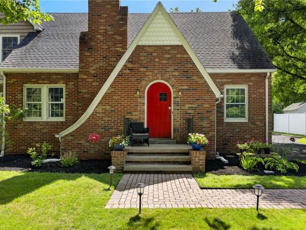 343 French Road , Pittsford, NY 14534