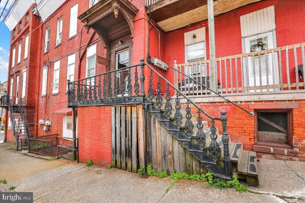 255 SUNBURY STREET , MINERSVILLE, PA 17954