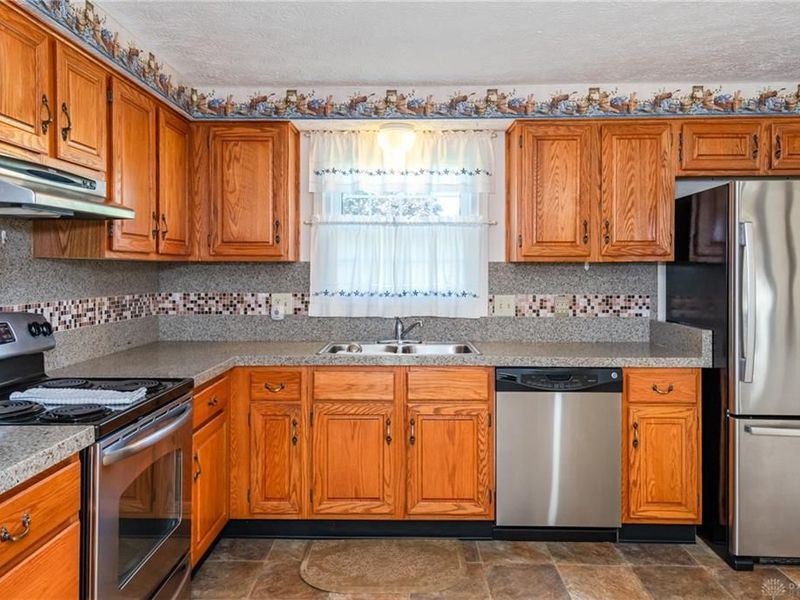 895 Olde Farm Court, Vandalia, OH 45377 Photo 10