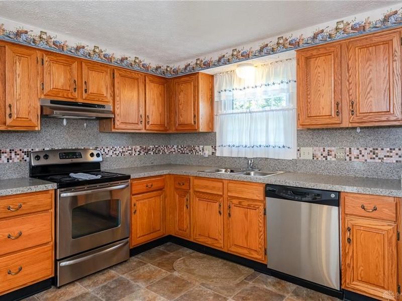 895 Olde Farm Court, Vandalia, OH 45377 Photo 11