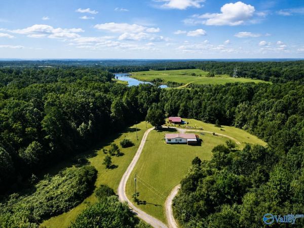 7693 Alabama Highway 117, Flat Rock, AL 35966