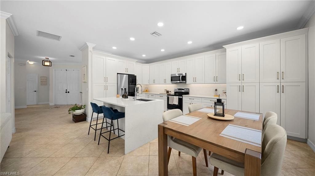 1324 Triandra Ln, Naples, FL 34119 Photo
