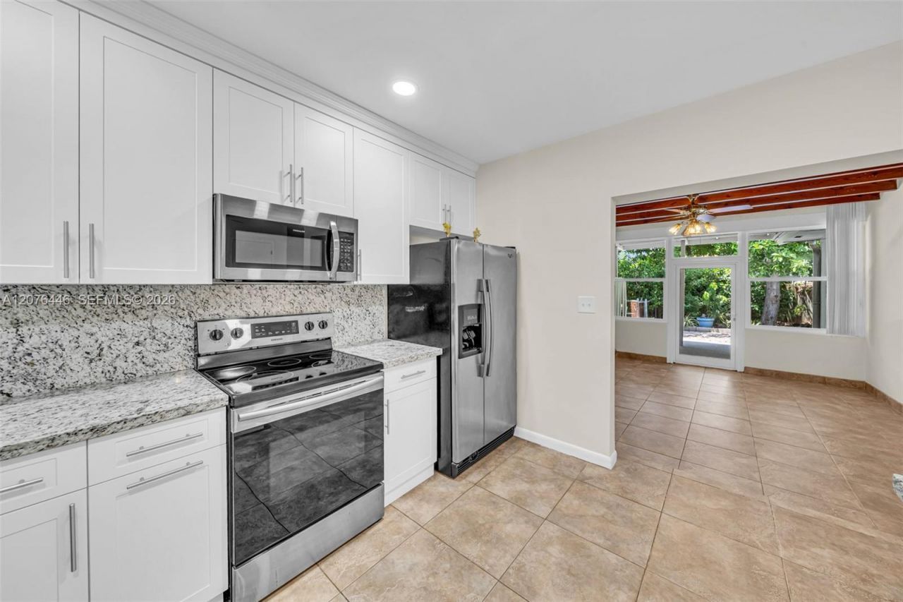11600 SW 81st Rd , Unit 11600, Pinecrest, FL 33156 Photo