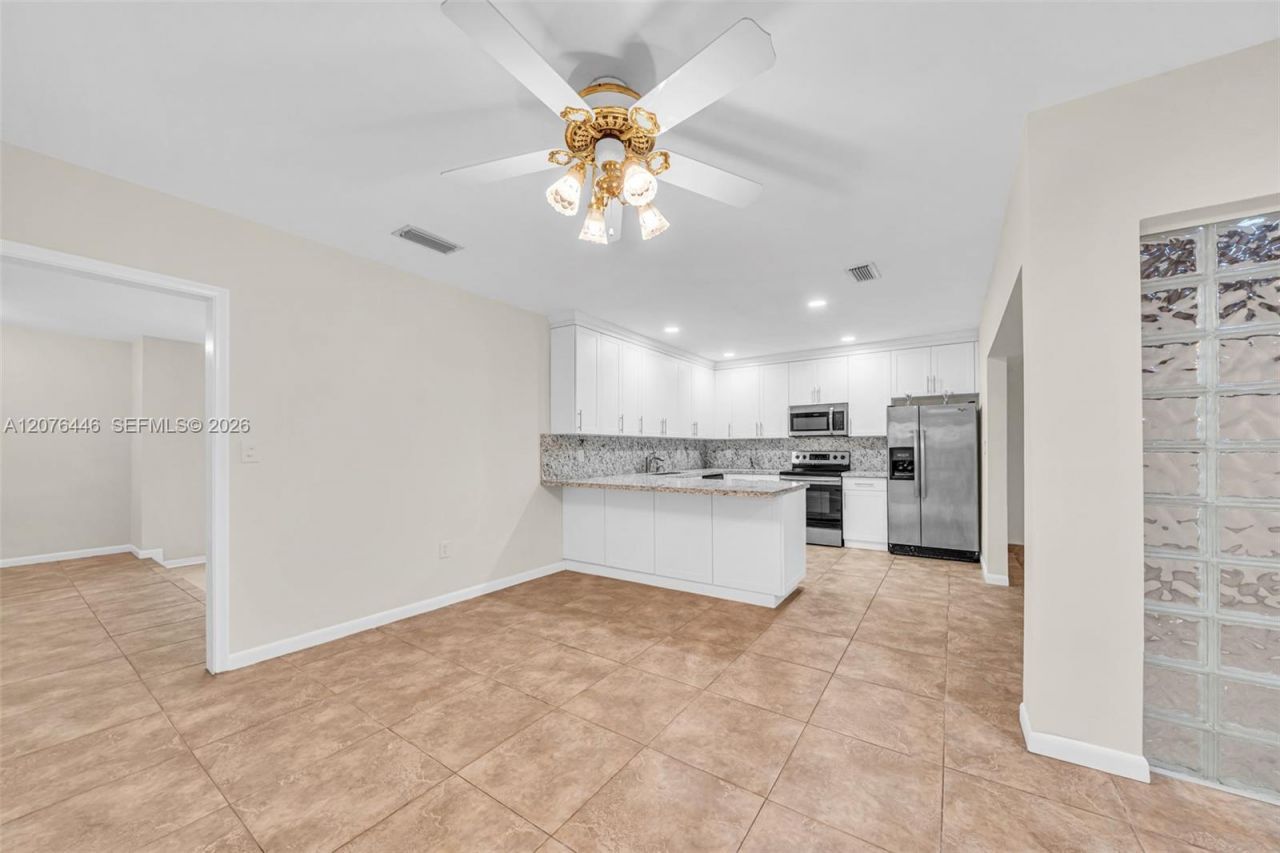 11600 SW 81st Rd , Unit 11600, Pinecrest, FL 33156 Photo