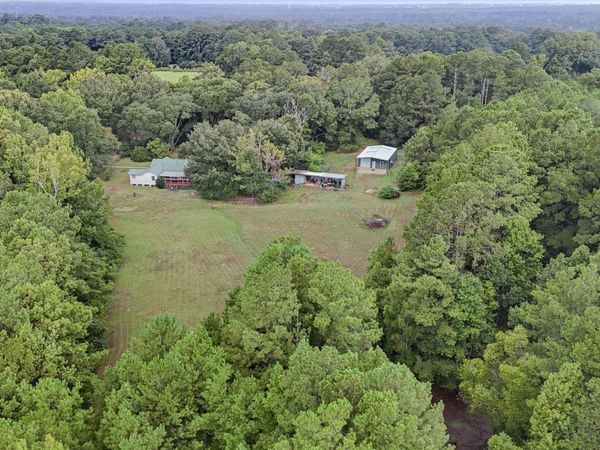 1463 La Hwy 952, Jackson, LA 70748
