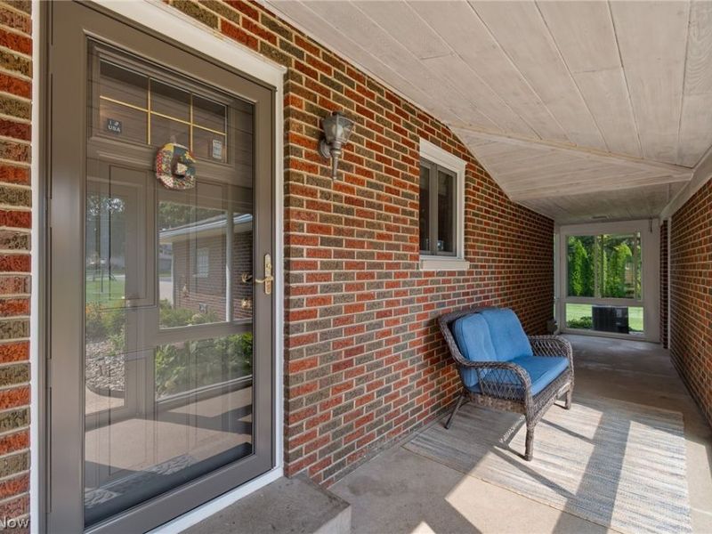 82 Whitefriars Drive, Akron, OH 44319 Photo 27