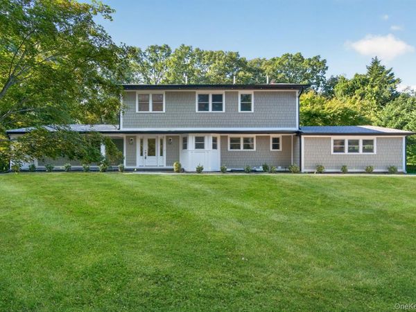 5 Truesdale Court , Northport, NY 11768