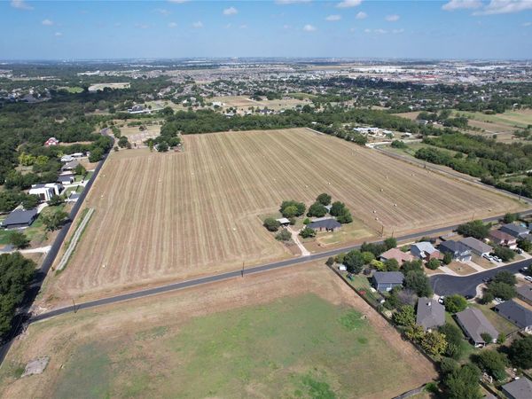 CR 135 @ Coyote Trail County Road 135 RD, Hutto, TX 78634