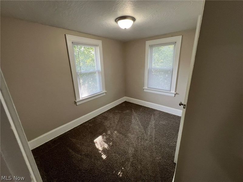784 Rosamond Avenue, Akron, OH 44307 Photo 17
