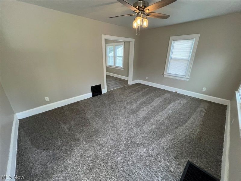 784 Rosamond Avenue, Akron, OH 44307 Photo 5