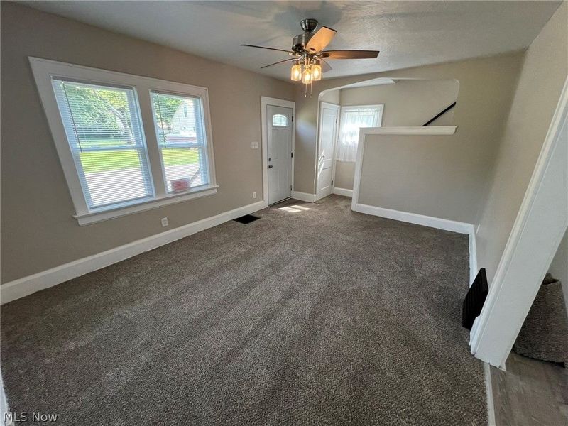 784 Rosamond Avenue, Akron, OH 44307 Photo 7