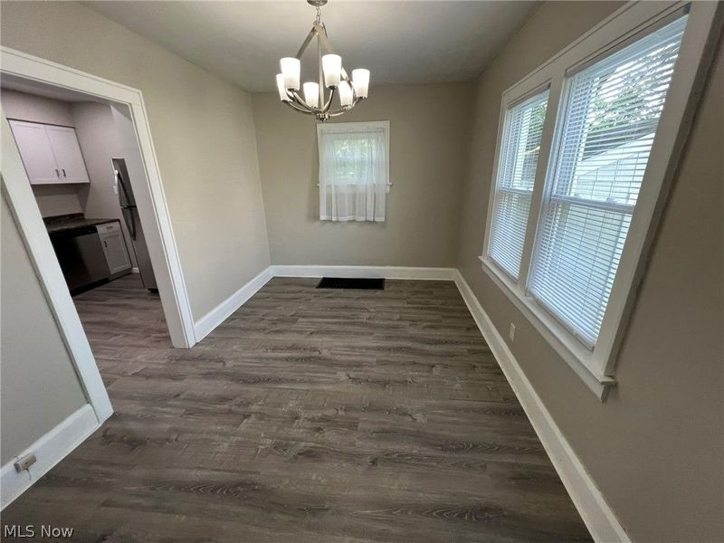 784 Rosamond Avenue, Akron, OH 44307 Photo 8