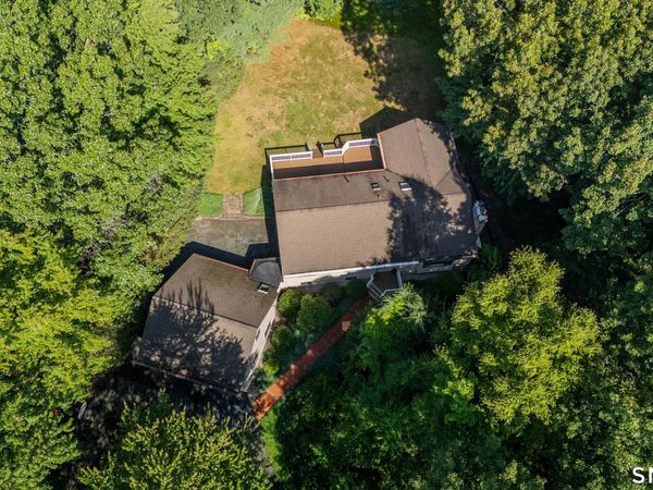 6 Hilltop, Canton, CT 06019