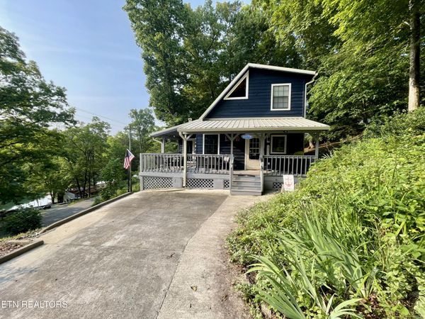 131 Phoenix Lane, Speedwell, TN 37870