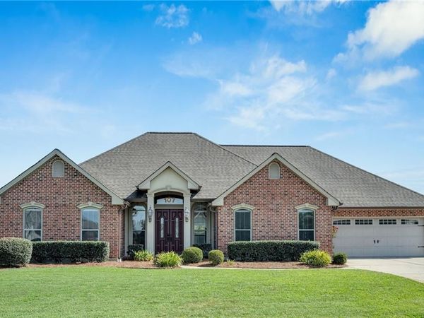 107 JASMINE Court, Belle Chasse, LA 70037
