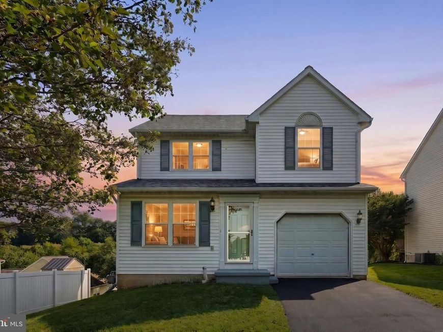 658 Harvest Drive , Dallastown, PA 17313 Main Photo