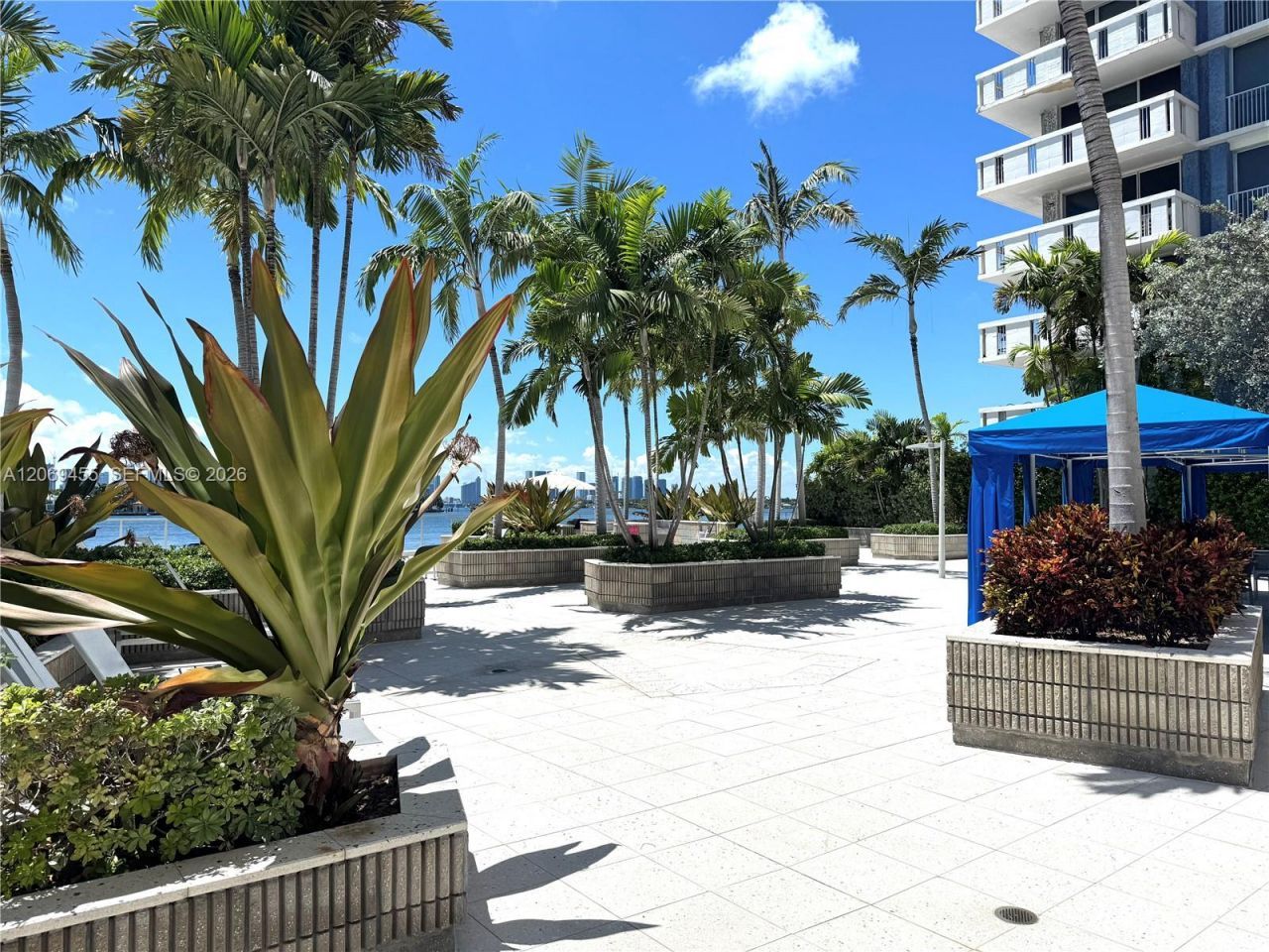 800 West Ave, Unit 734, Miami Beach, FL 33139 Photo