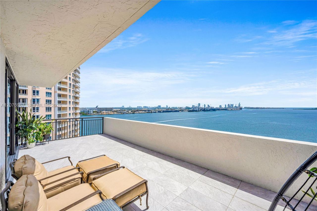 540 Brickell Key Dr , Unit 1820, Miami, FL 33131 Photo